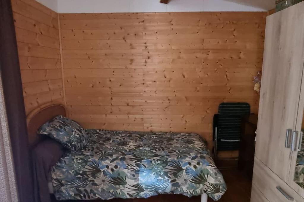 Maisonnette Chez L'Habitant La Ciotat Luaran gambar
